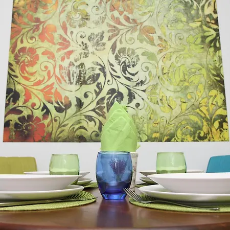 מלון דירות Salena פרימורסקו